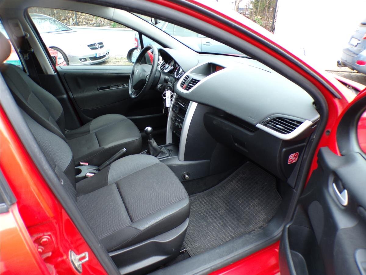 Peugeot 207 Kombi 1,6 l 68 kw