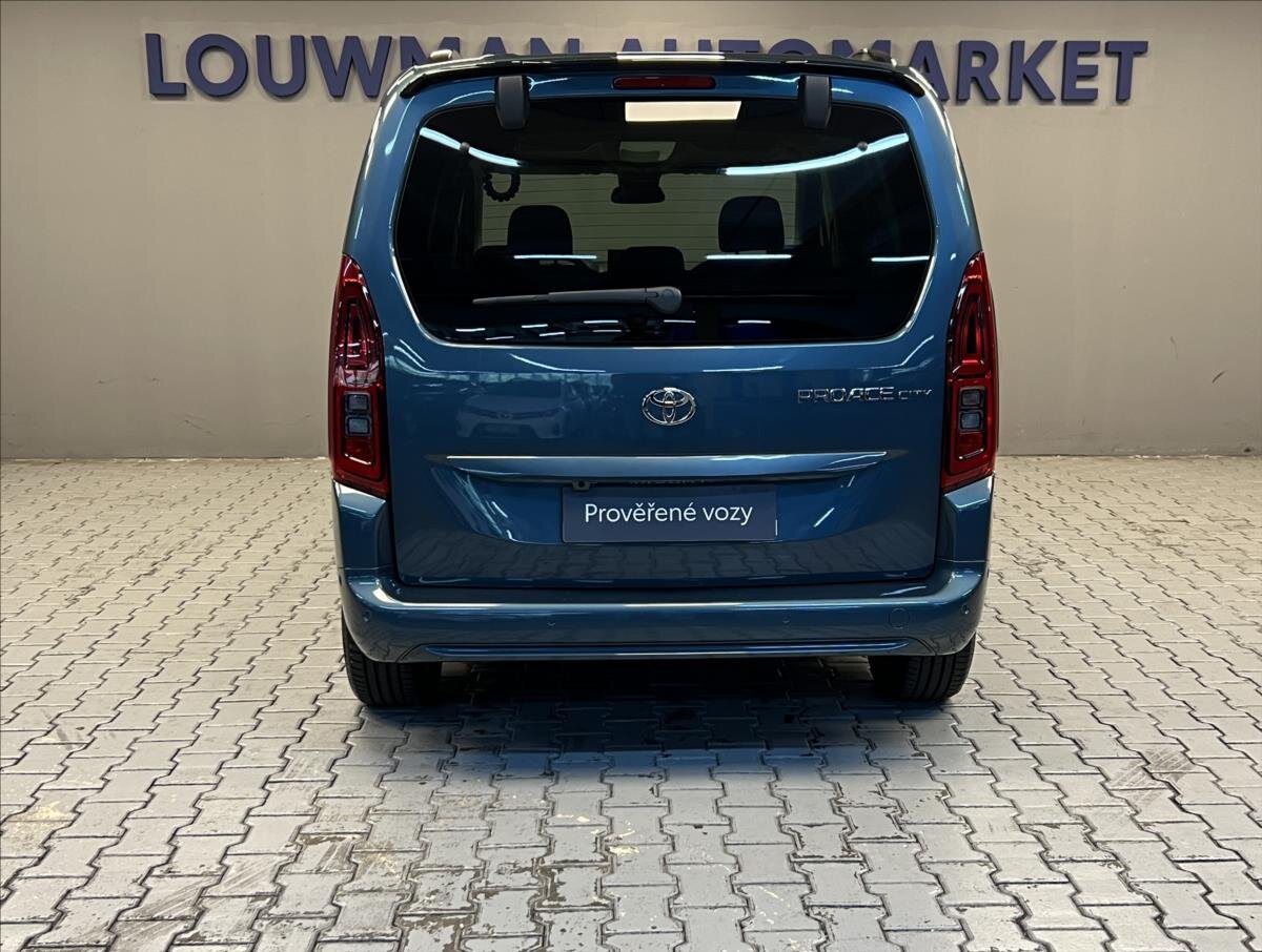 Toyota ProAce City Verso MPV 1,5 l 96 kw
