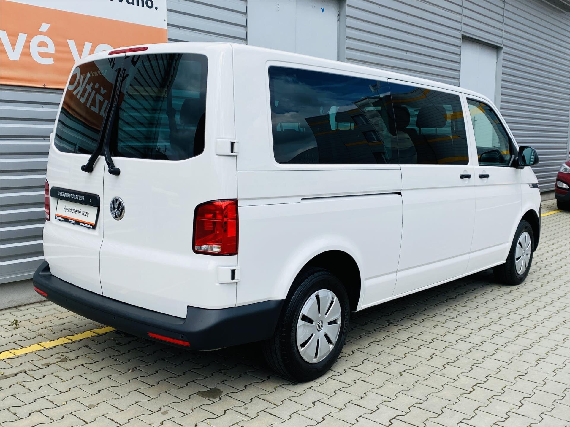 Volkswagen Transporter Kombi 2,0 l 110 kw