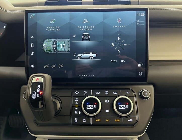 Land Rover Defender SUV / Terénní 3,0 l 257 kw