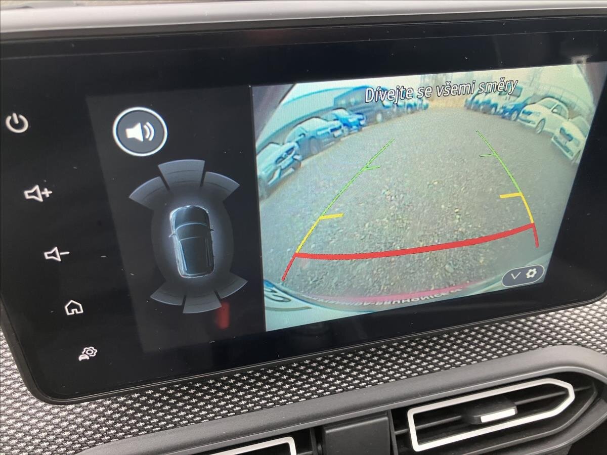 Dacia Sandero Hatchback 999,0 67 kw