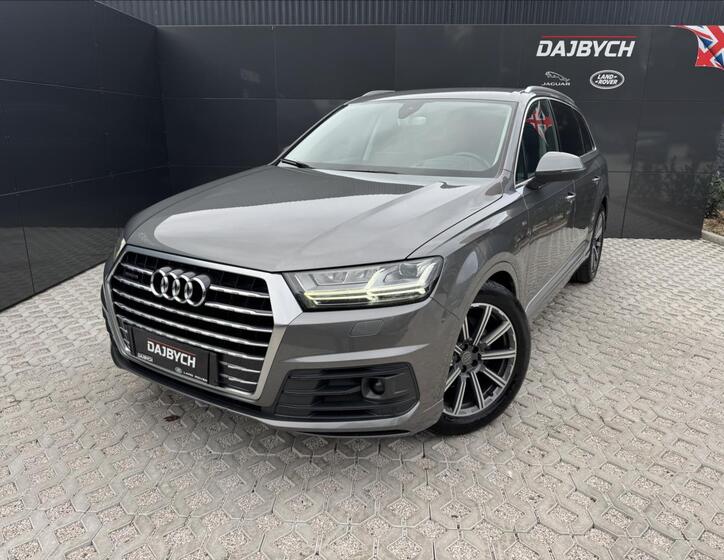 Audi Q7 1