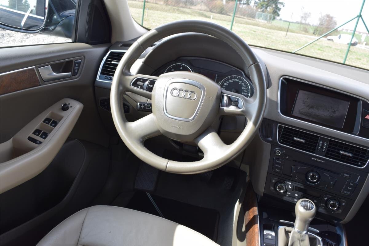 Audi Q5 SUV / Terénní 2,0 l 105 kw