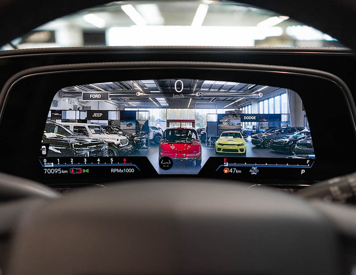 Cadillac Escalade 25