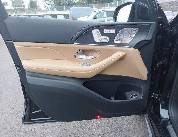 Mercedes-Benz GLE SUV 3,0 l 270 kw