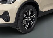 Volvo XC40 SUV / Terénní 2,0 l 120 kw