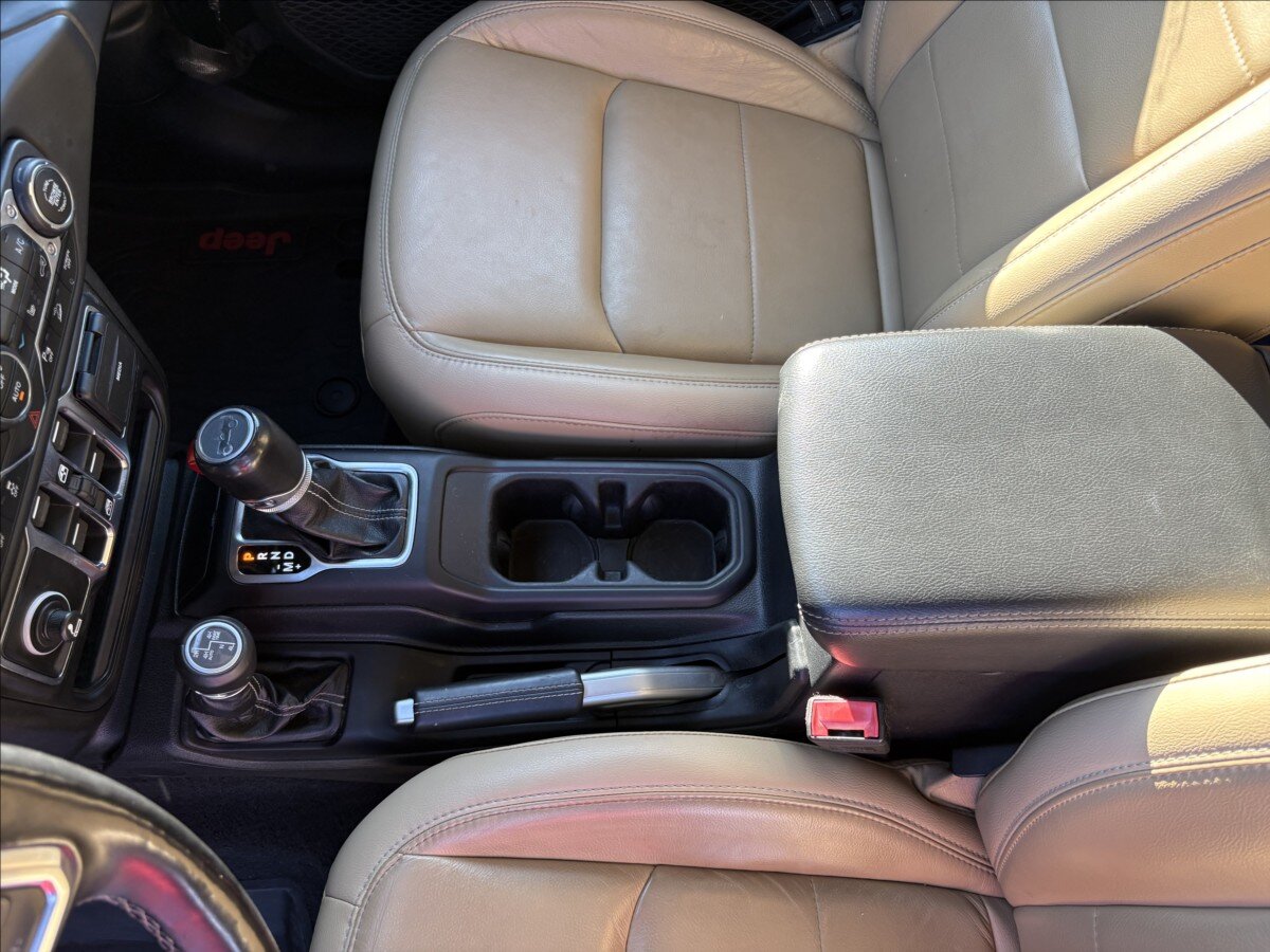 Jeep Wrangler Ostatní 2,1 l 147 kw