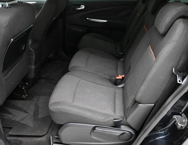 Ford Galaxy MPV 2,0 l 96 kw