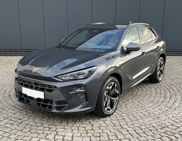 Cupra Terramar SUV / Terénní 2,0 l 195 kw