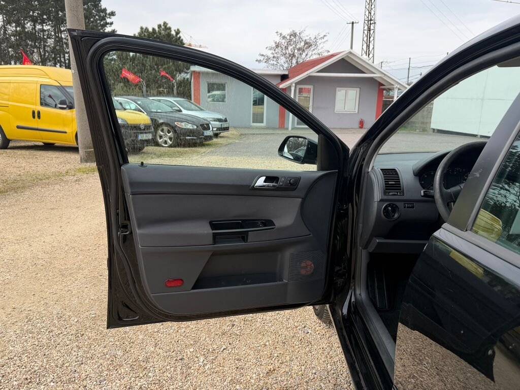 Volkswagen Polo Hatchback 1,4 l 51 kw
