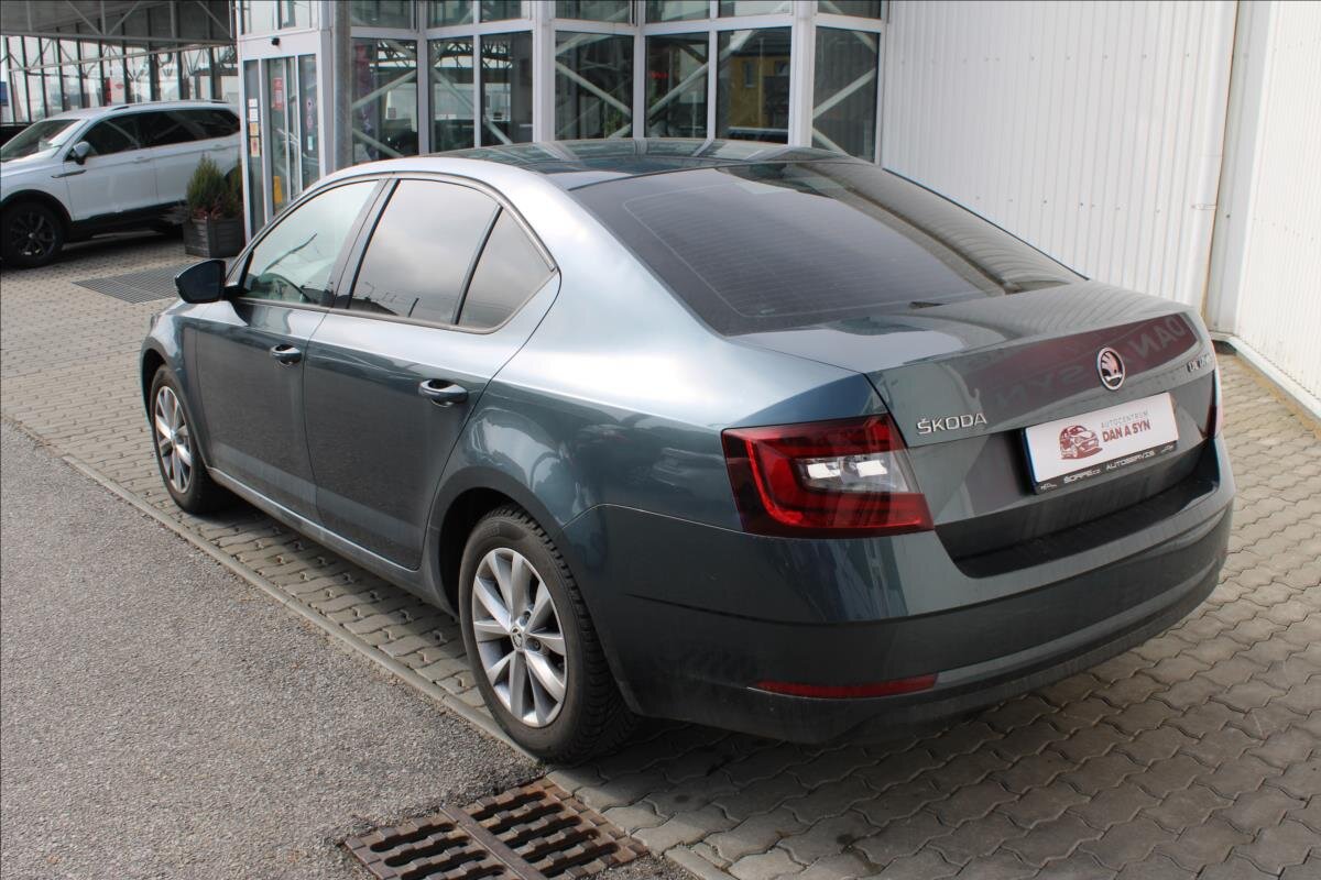 Škoda Octavia Sedan / Limuzína 1,6 l 85 kw