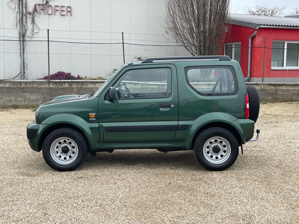 Suzuki Jimny SUV / Terénní 1,5 l 63 kw