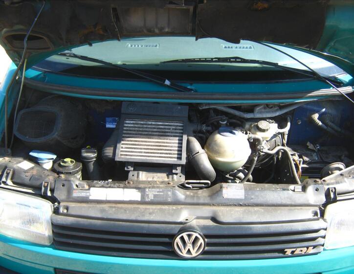 Volkswagen Transporter 16