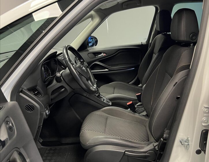 Opel Zafira 7