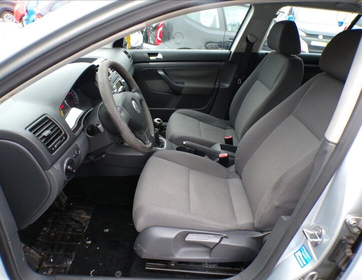 Volkswagen Golf Kombi 1,9 l 77 kw