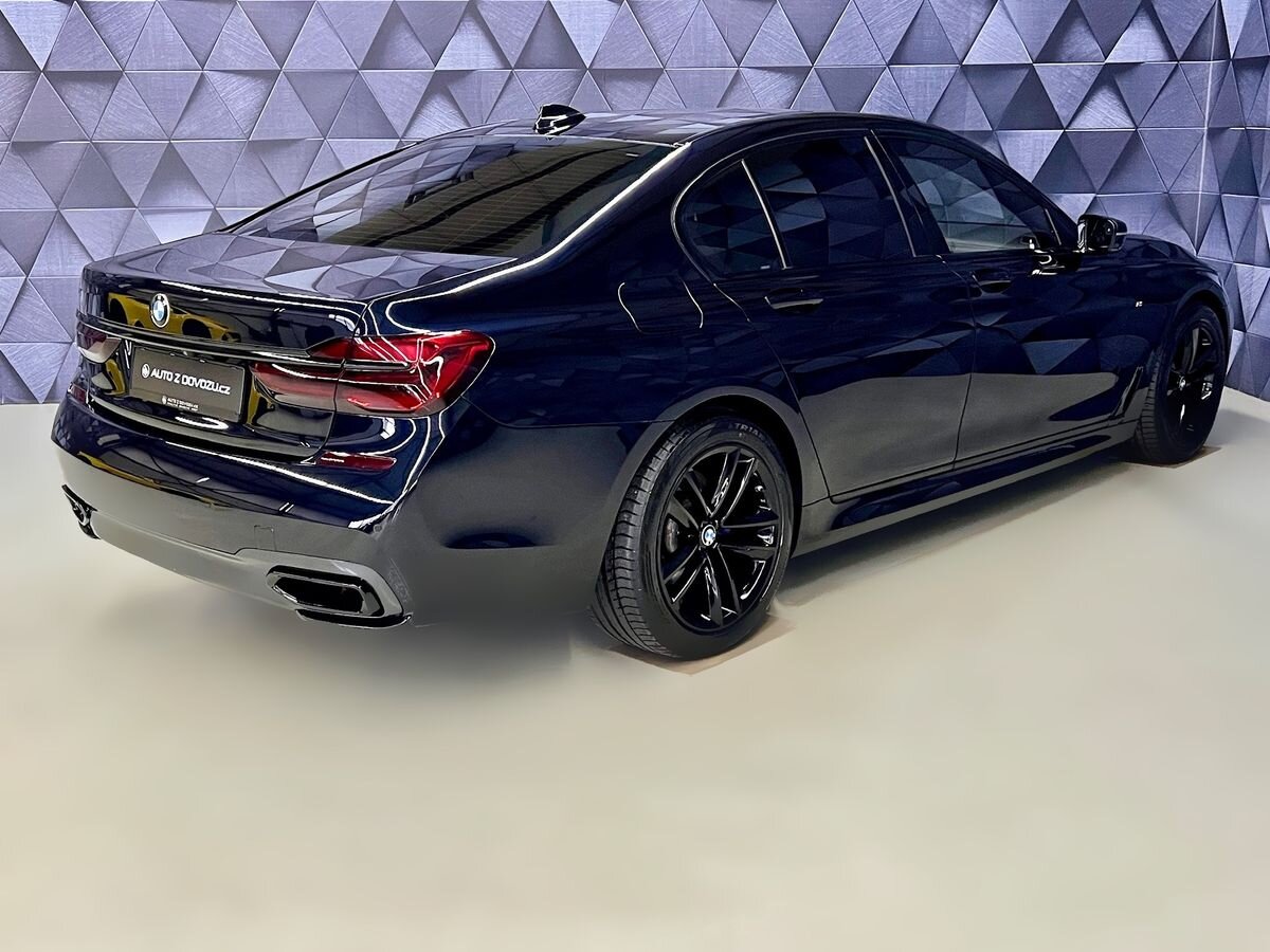 BMW Řada 7 Sedan 3,0 l 294 kw