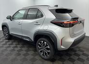 Toyota Yaris Cross 4