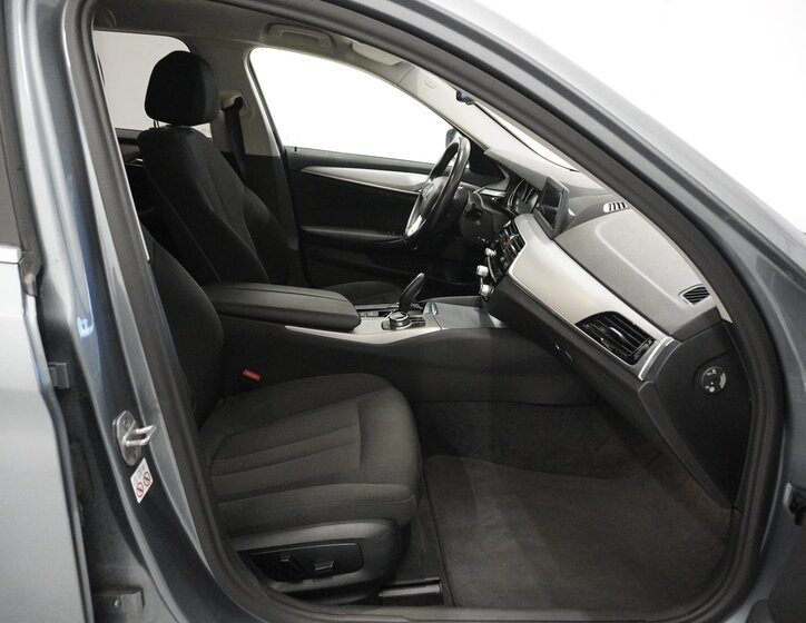 BMW Řada 5 Kombi 2,0 l 140 kw