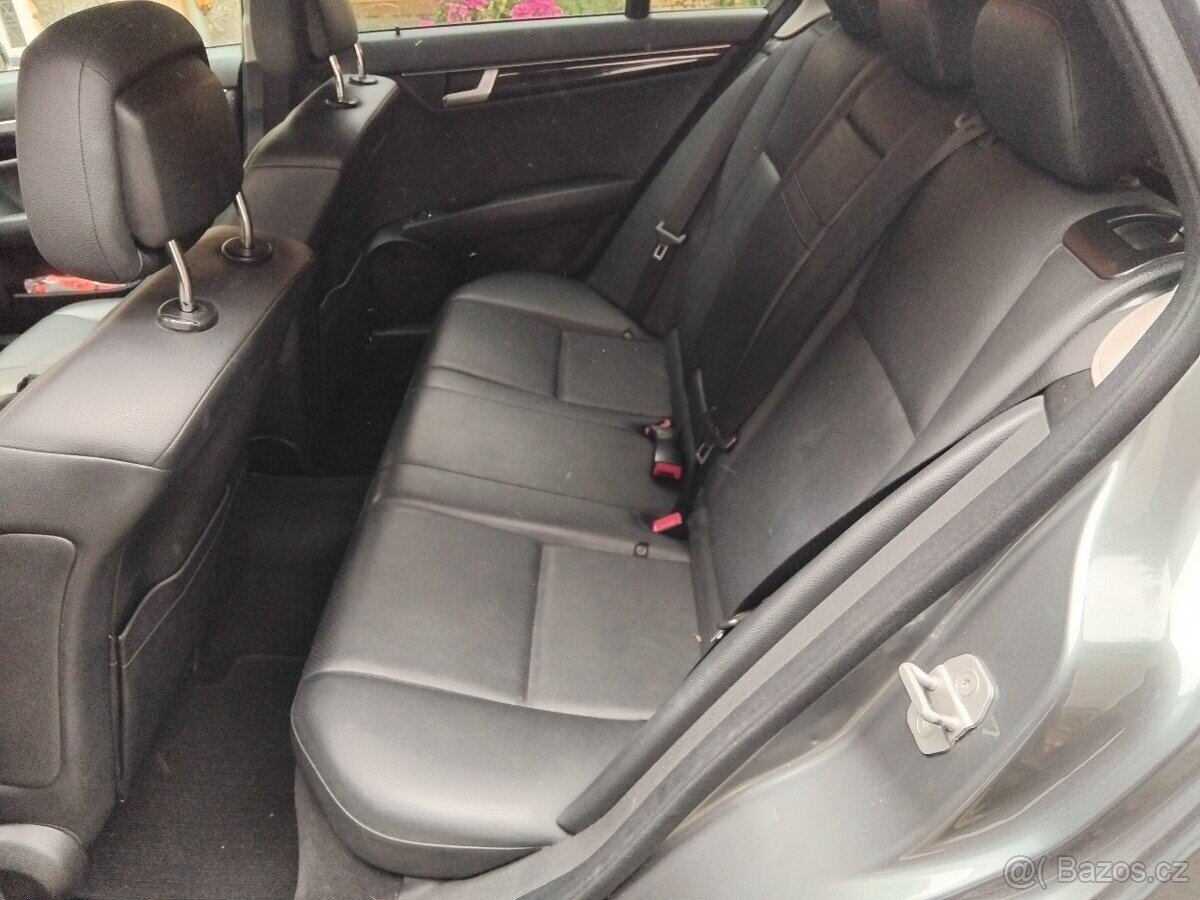 Mercedes-Benz Ostatní Kombi 0,0 88 kw