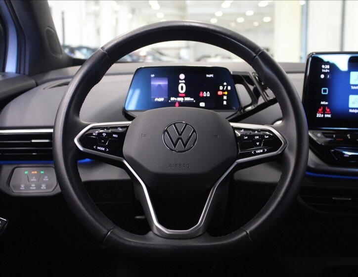 Volkswagen ID.4 9