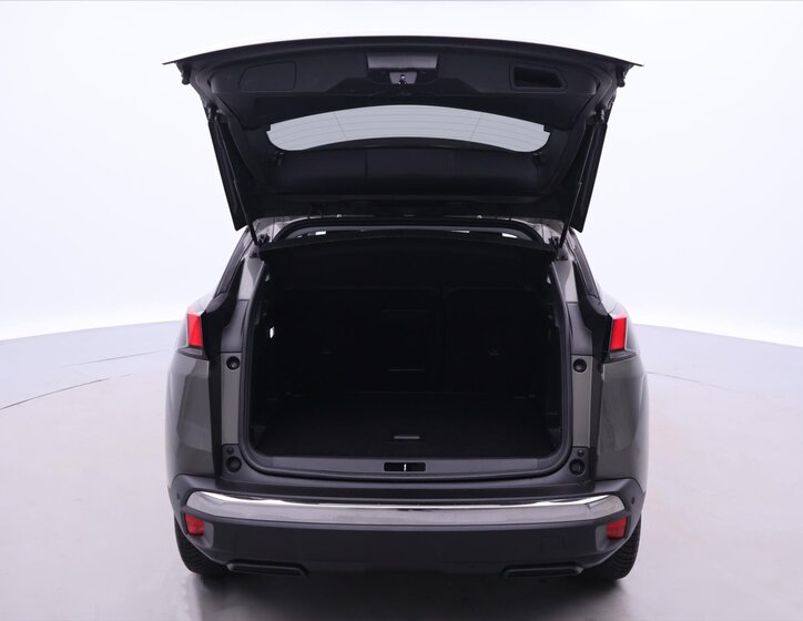 Peugeot 3008 SUV 1,2 l 96 kw