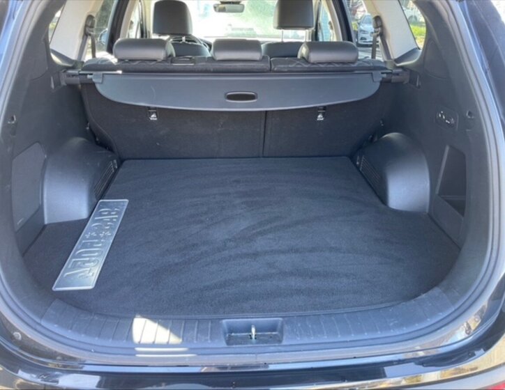 Hyundai Santa Fe SUV / Terénní 2,2 l 142 kw