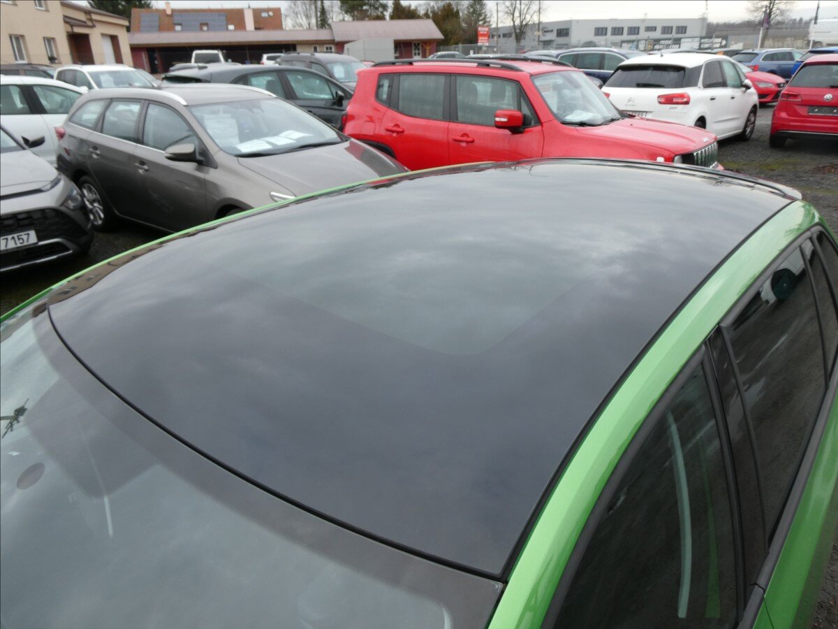 Škoda Rapid Hatchback 1,2 l 77 kw