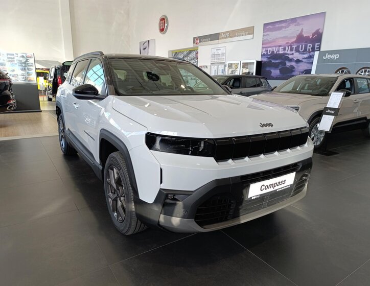 Jeep Compass SUV / Terénní 1,2 l 107 kw