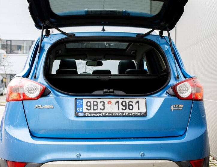 Ford Kuga SUV 2,0 l 100 kw