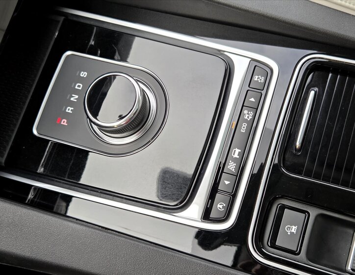 Jaguar F-Pace SUV 3,0 l 221 kw