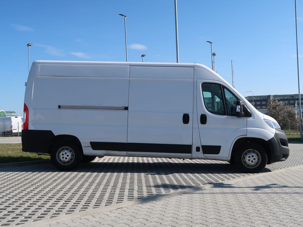 Opel Movano Skříň 2,2 l 103 kw