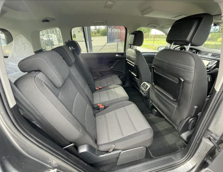 Volkswagen Touran 32