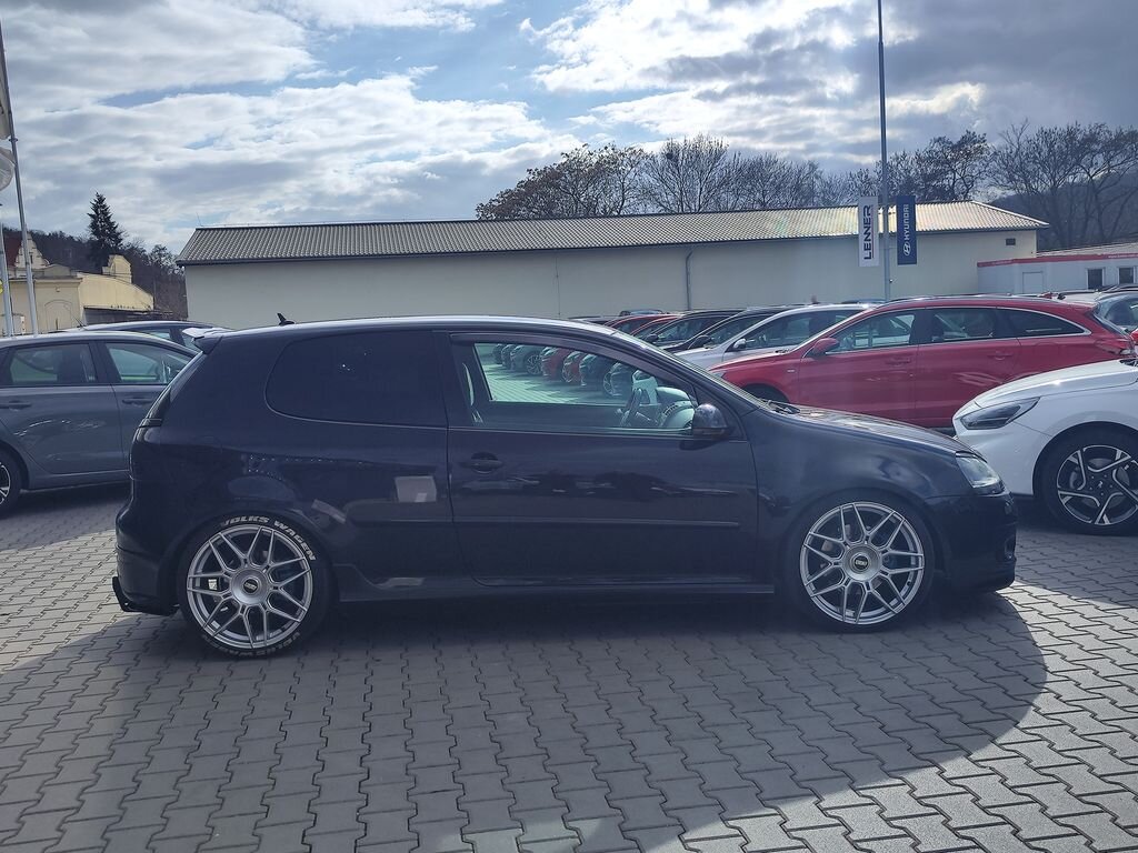 Volkswagen Golf Hatchback 2,0 l 147 kw