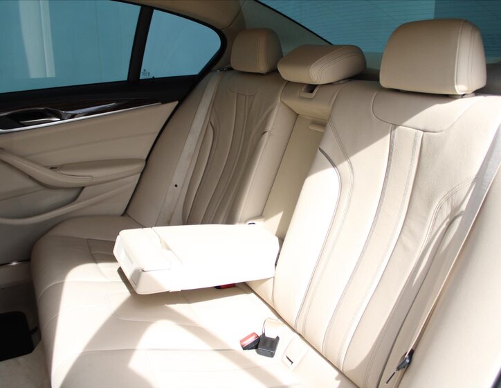 BMW Řada 5 Sedan / Limuzína 3,0 l 250 kw