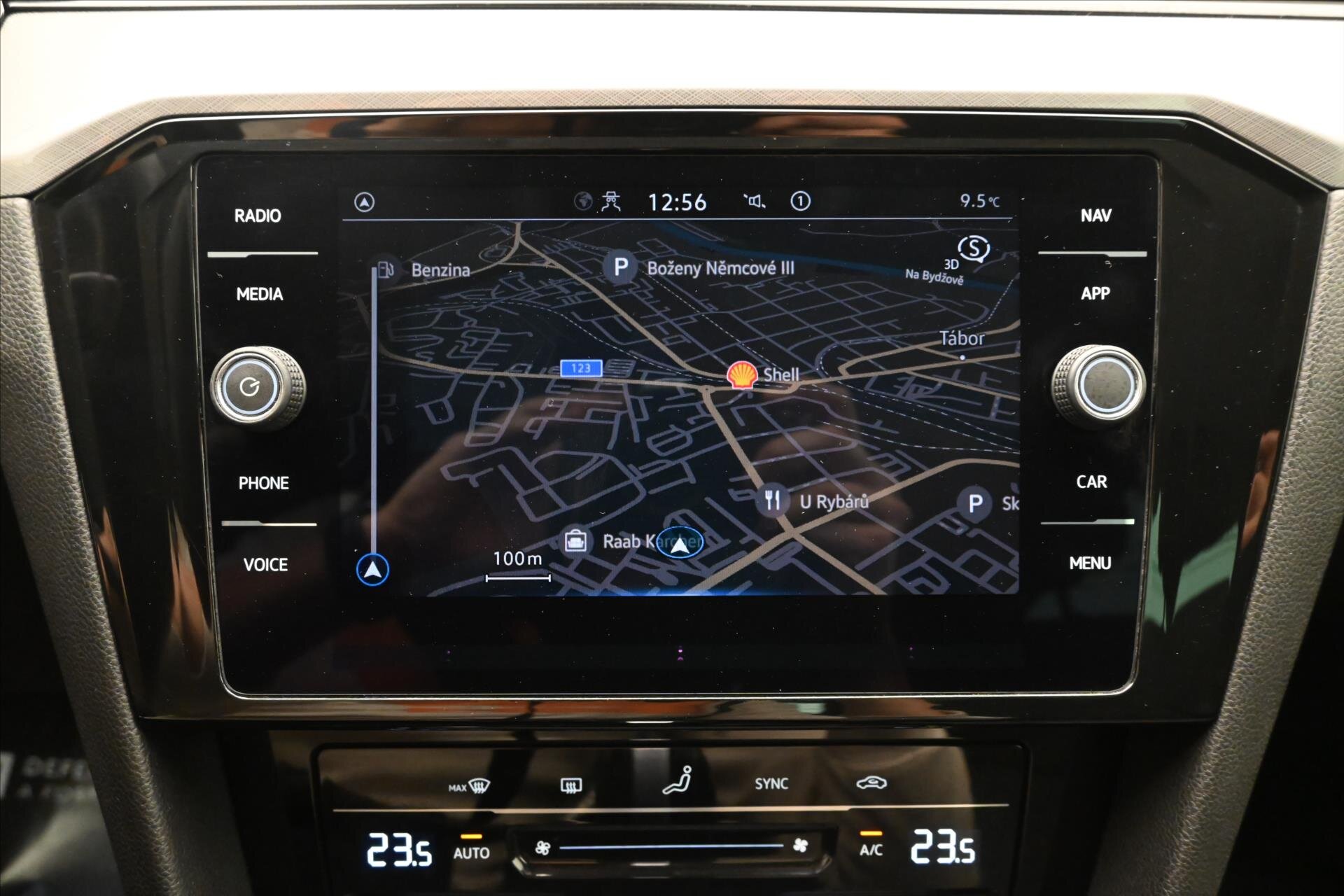 Volkswagen Passat Kombi 2,0 l 110 kw