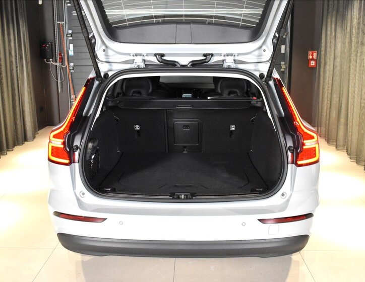 Volvo V60 Kombi 2,0 l 145 kw