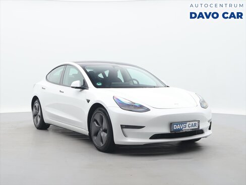 Tesla Model 3 Sedan / Limuzína 0,0 208 kw