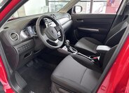 Suzuki Vitara SUV / Terénní 1,4 l 81 kw