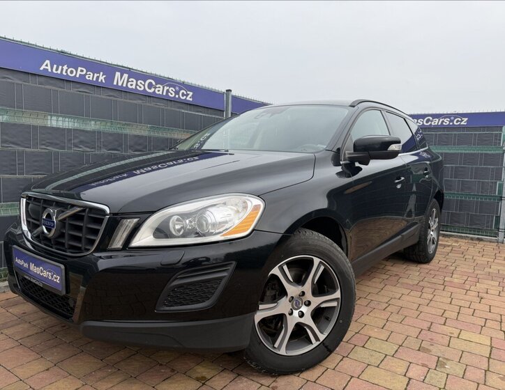 Volvo XC60 SUV / Terénní 2,4 l 165 kw