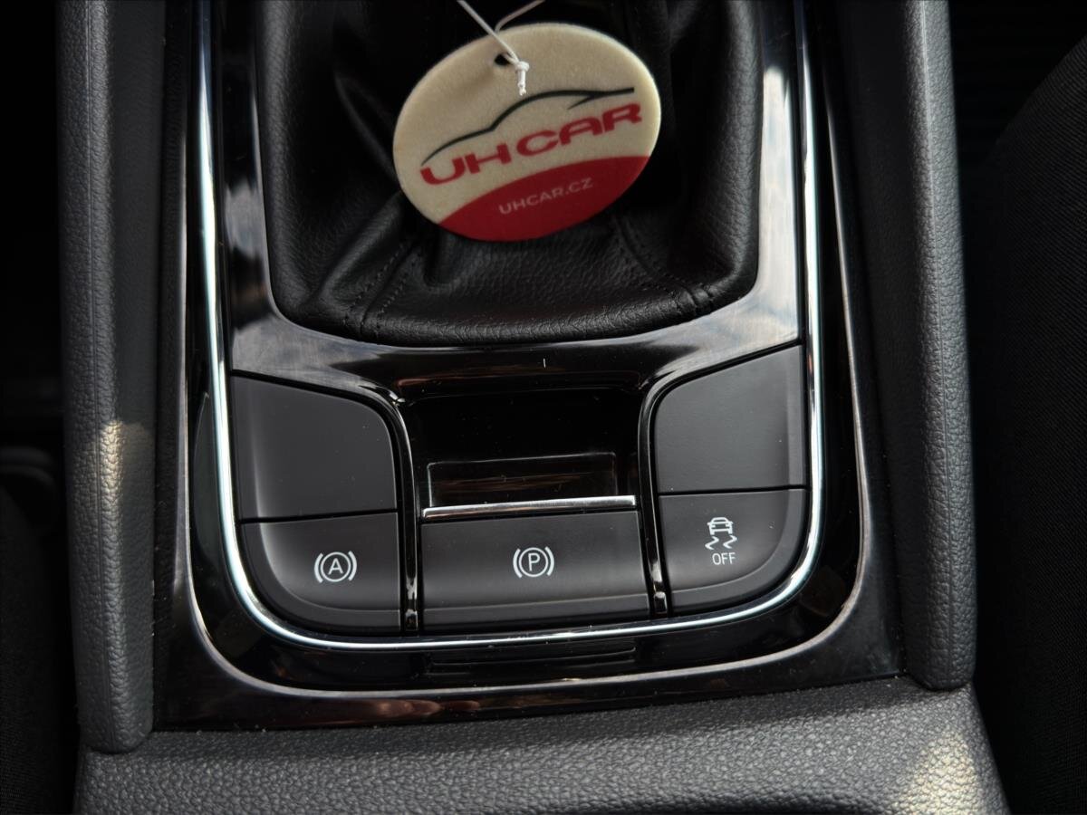 Škoda Karoq Kombi 1,5 l 110 kw