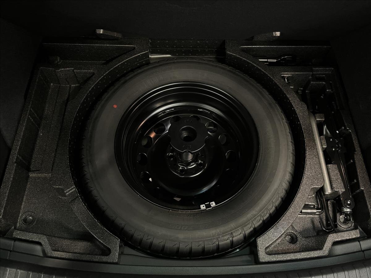 Škoda Karoq SUV 1,5 l 110 kw