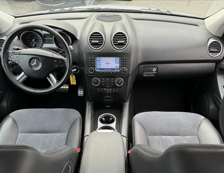 Mercedes-Benz Třídy M 26