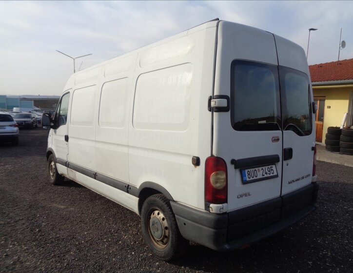 Opel Movano Skříň 2,5 l 88 kw