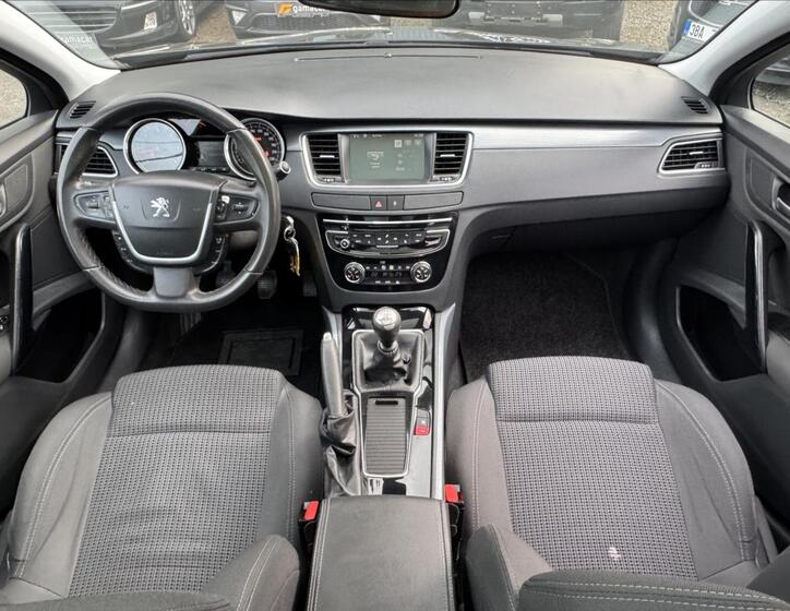 Peugeot 508 33