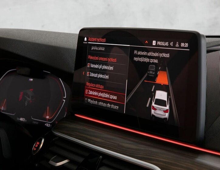 BMW Řada 5 Kombi 3,0 l 245 kw