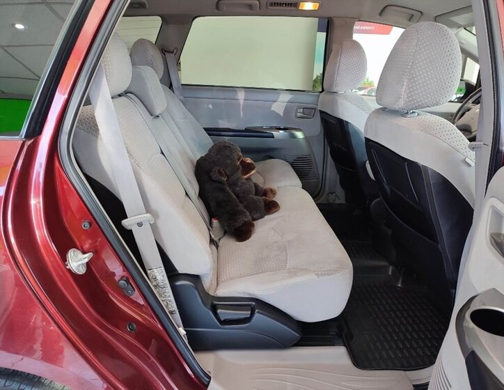 Mitsubishi Grandis MPV 2,4 l 121 kw