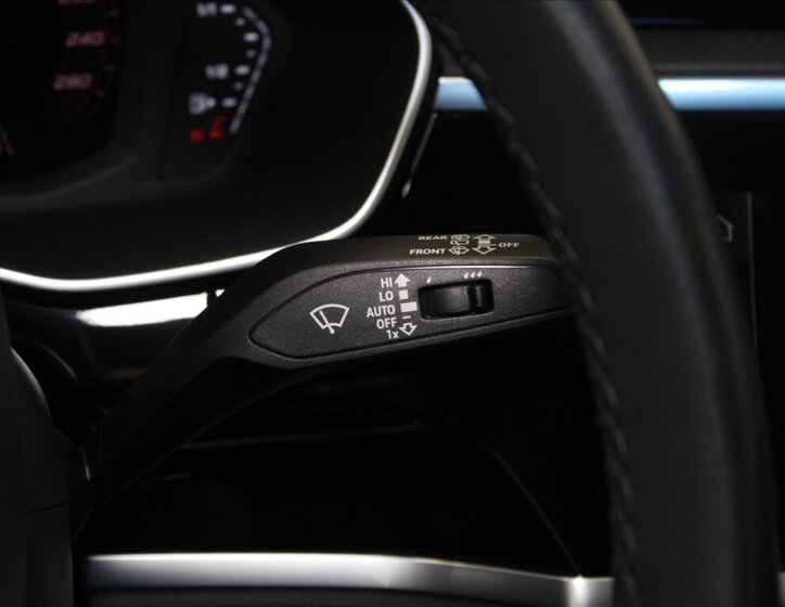 Audi Q3 SUV / Terénní 2,0 l 110 kw