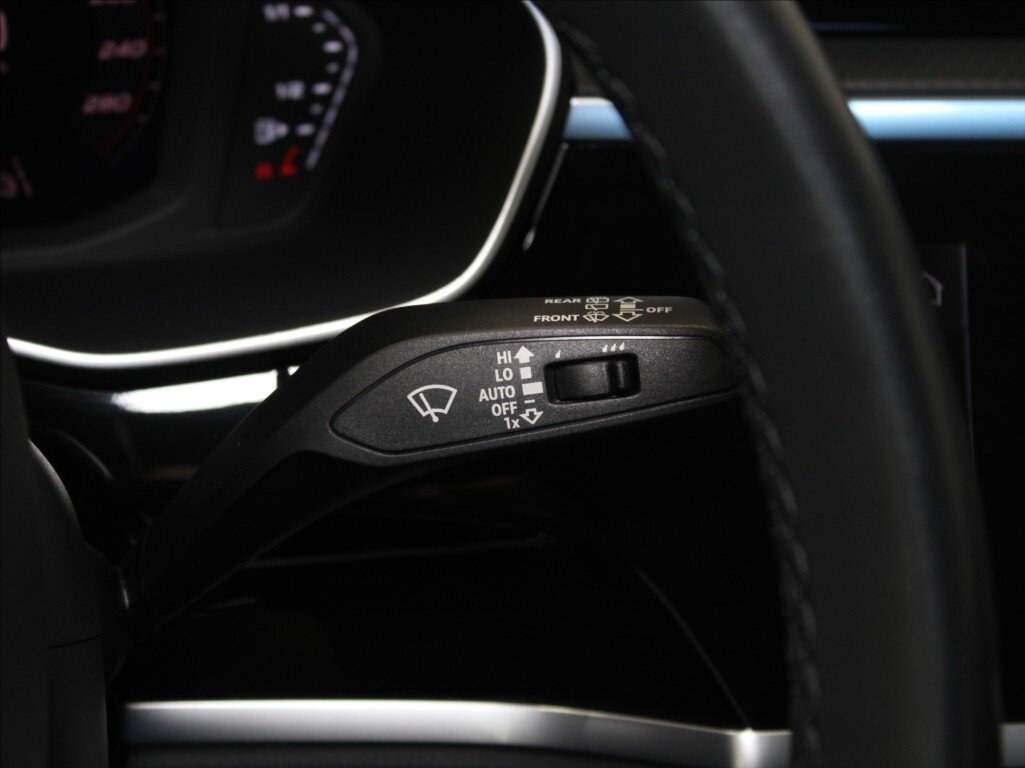 Audi Q3 SUV / Terénní 2,0 l 110 kw