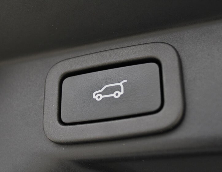 Land Rover Range Rover Sport SUV / Terénní 3,0 l 225 kw