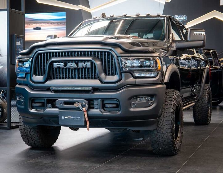 Dodge RAM Pick-up 6,4 l 306 kw